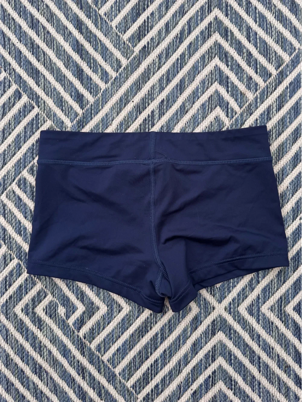 Nike Navy Blue Women's Bike/Compression Shorts with White Swoosh - Picture 3 of 3